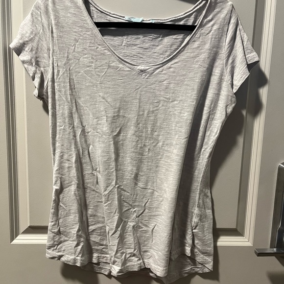 3 Maurices plain shirts - Picture 3 of 6